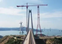 obra do VLT na Ponte dos Barreiros