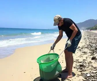 limpeza de praias em São Vicente